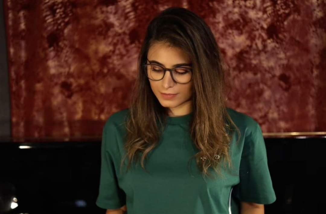 صورة مميزة: الفنانة رولا قادري تختتم ال2020بCoverياغالي..