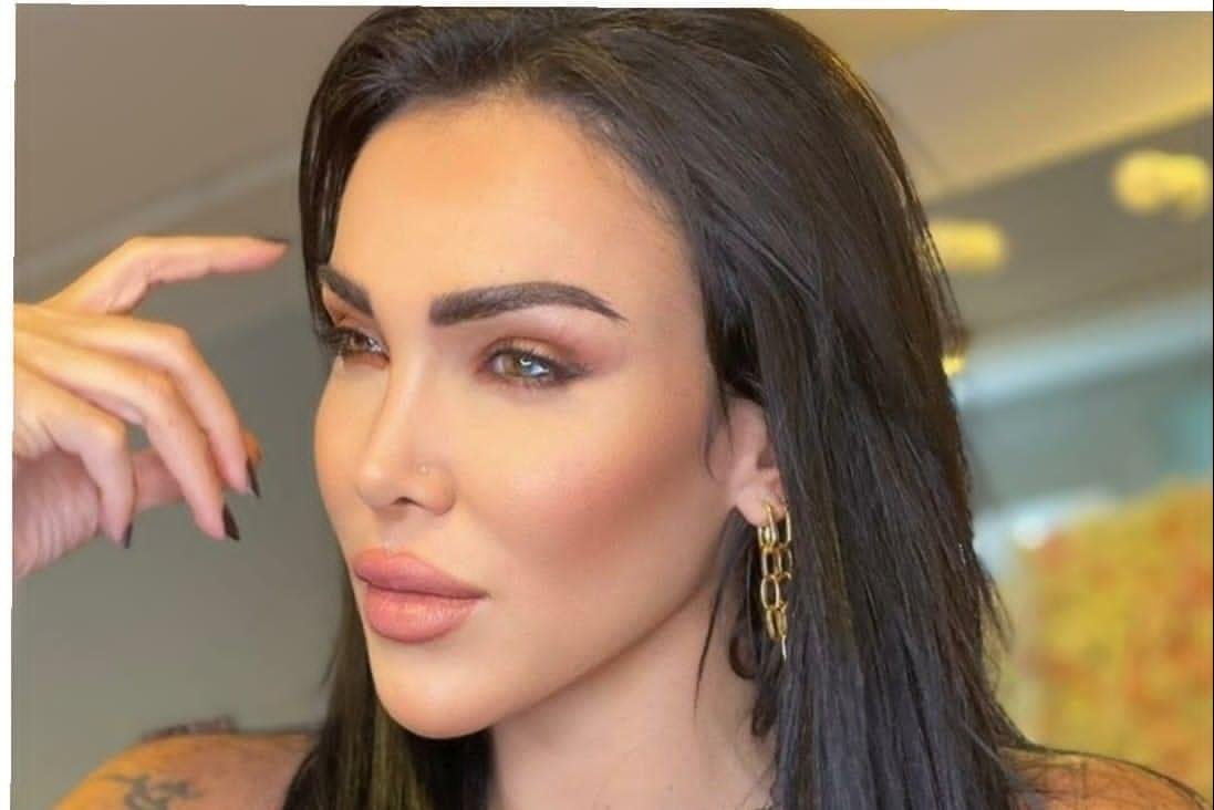 صورة مميزة: نتالي حجيج الشهيرة بـ جعدانيستا معشوقة الملايين بحسها الفكاهي