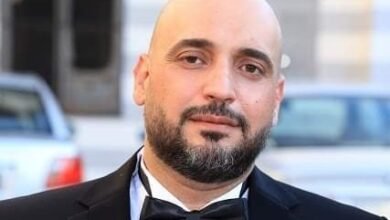 صورة توضيحية - الكاتب حسام الصعوب علاقتي بالقلم والورقة كعلاقة الصوت بالحبيب والكتابة جمعت بين فكري وإحساسي