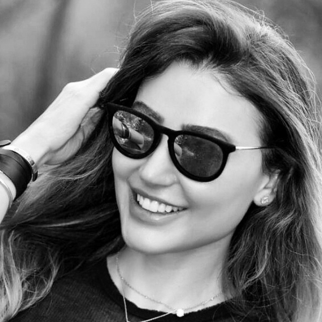 صورة مميزة: الفنانة التشكيلية ليال خولي تعقد إتفاقاً فنياً مع معرض دولي