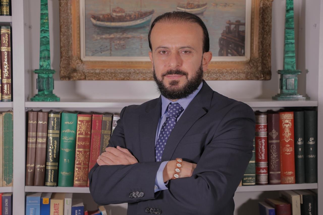 صورة مميزة: الدكتور علي حمّود الدّولة ومؤسساتها الماليّة تجلِدُ المودعين والمغتربين بسياط ودائعهم