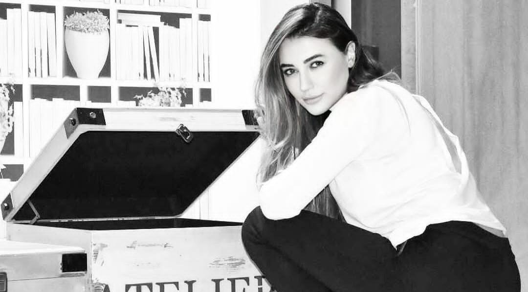 الفنانة التشكيلية ليال خولي صاحبة الريشة السحرية - صورة مميزة الفنانة التشكيلية ليال خولي صاحبة الريشة السحرية