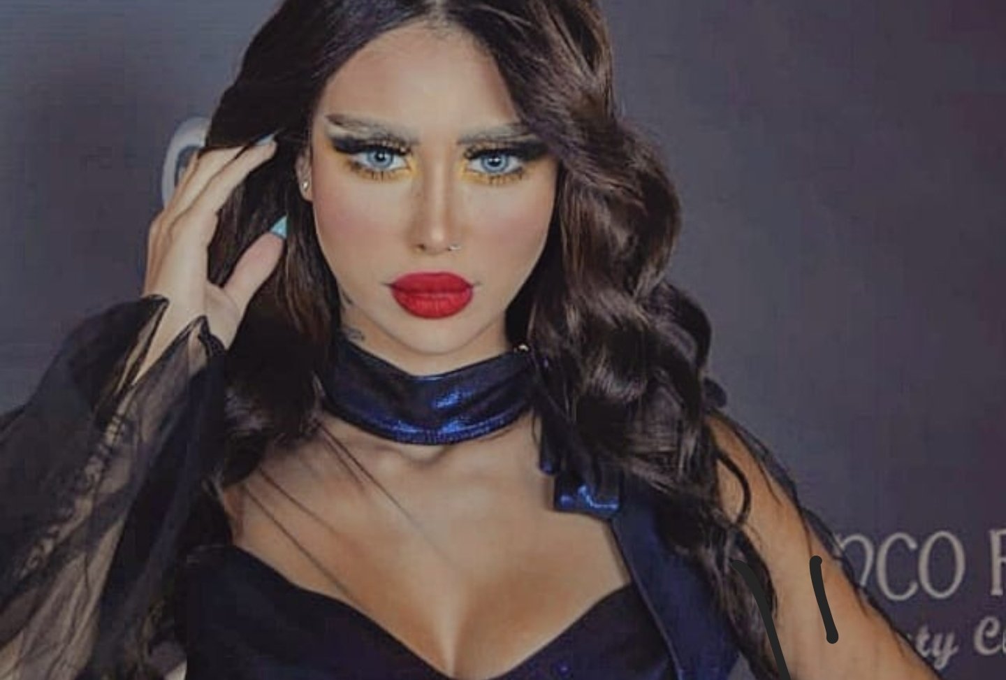 صورة مميزة: أطلقت جورجينا درويش فلتر جديد عبر الانستغرام تحت اسم GD وهو فلتر يعطي رونقاً ولامعاً للوجه بطريقة طبيعية .