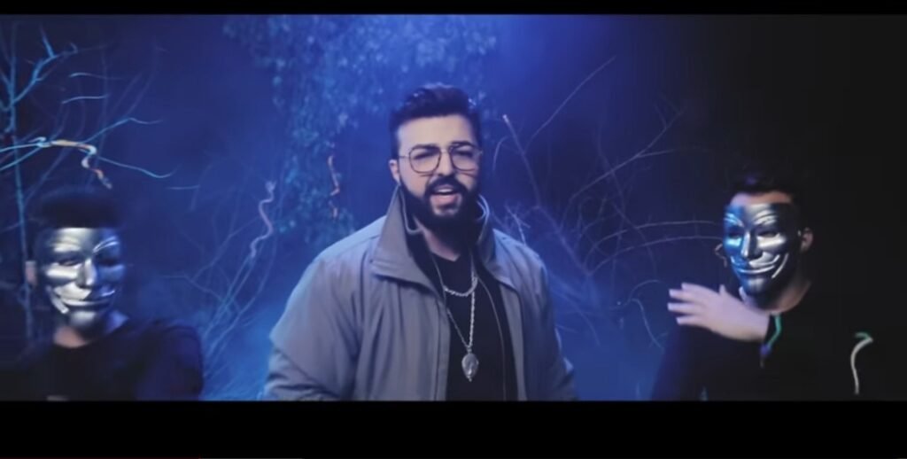 أمجد ديب يصف حبيبته بالحيّة والمكيودة