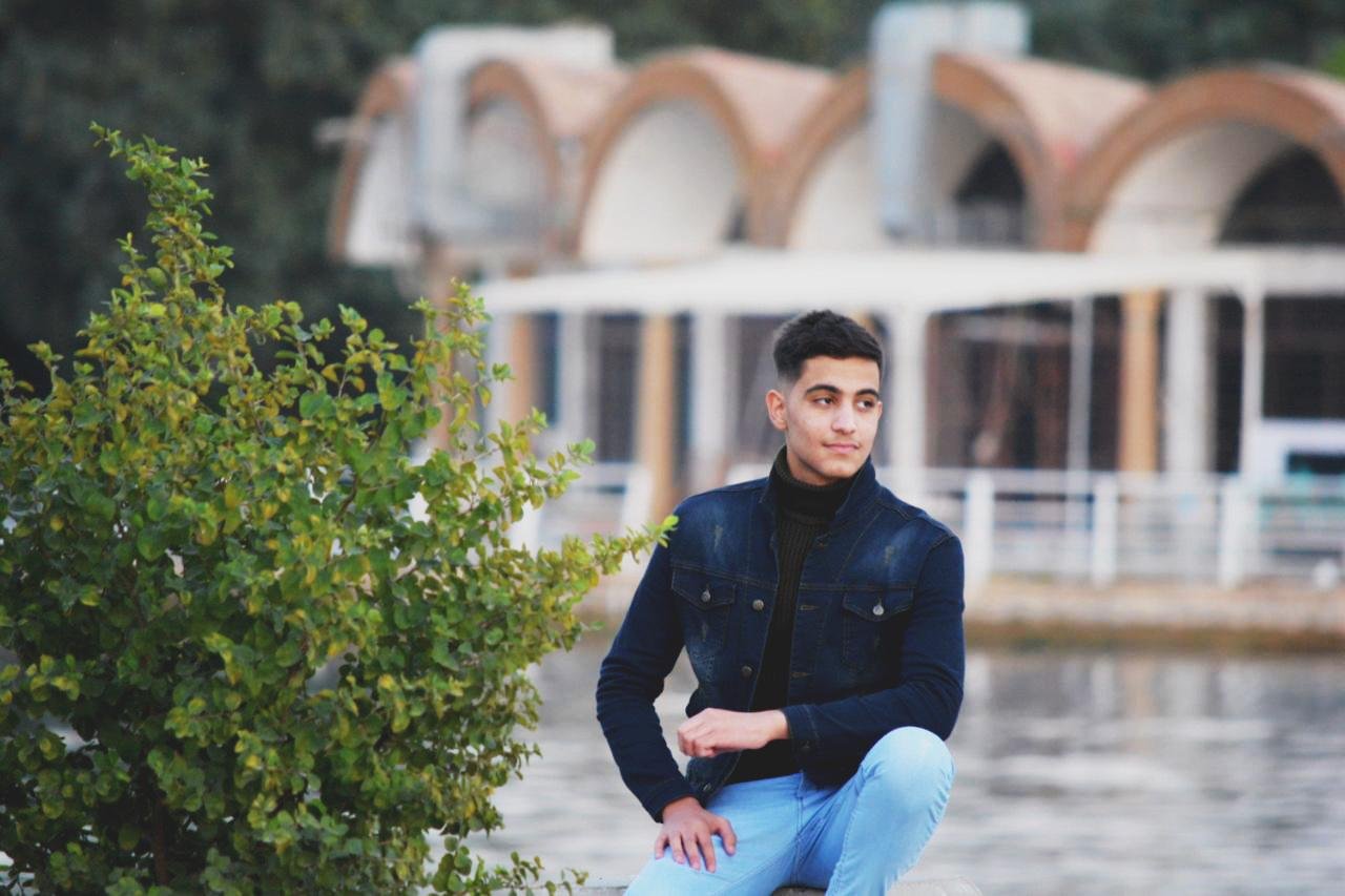 صورة مميزة: عيسى علي عايد يساهم في تطوير الاعلام مع الحكومات !