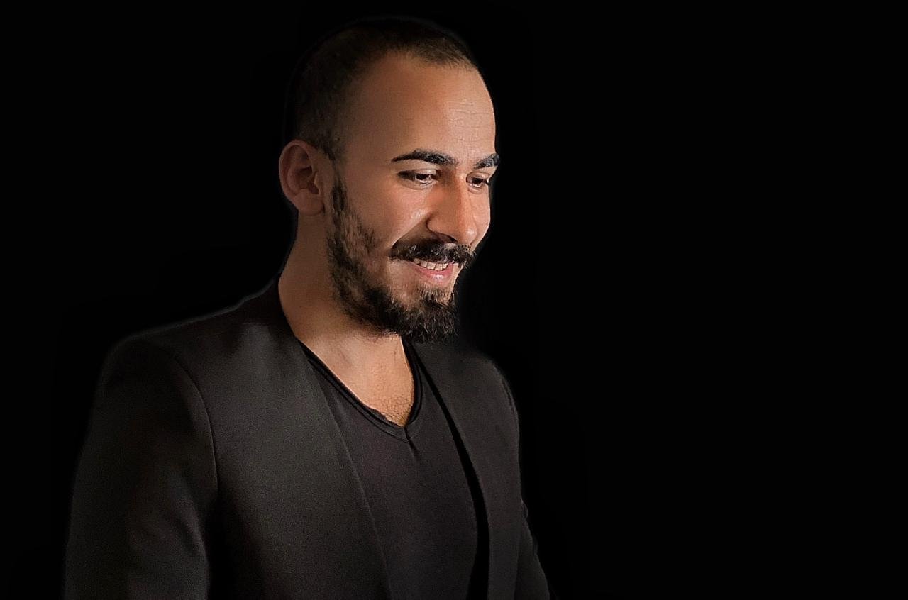صورة مميزة: هاني مقهور يضفي لمساته السحرية على إطلالة مايا نعمة