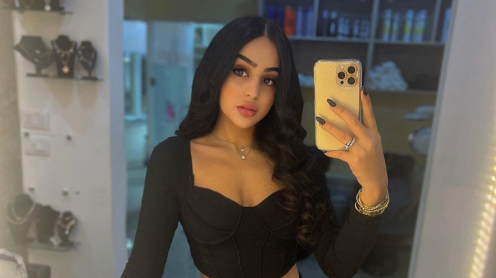 تيا دحبول تواصل مشوارها الواعد في عالم التجميل - صورة مميزة صورة مميزة: تيا دحبول تواصل مشوارها الواعد في عالم التجميل