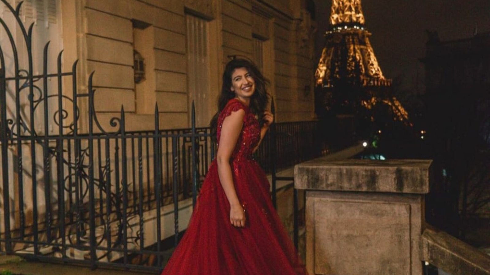 دار زينة حلبي للأزياء مقصد العرائس عبر الإنترنت - صورة مميزة صورة مميزة: دار زينة حلبي للأزياء مقصد العرائس عبر الإنترنت