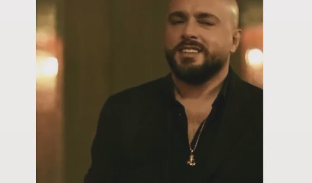 نخبة من الفنانين في عملٍ واحد إنت و حظك - صورة مميزة صورة مميزة: نخبة من الفنانين في عملٍ واحد إنت و حظك
