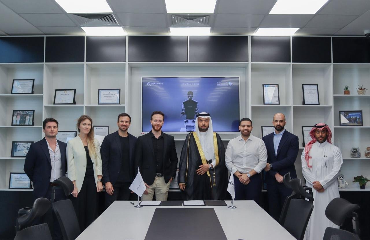 الدكتور إيلي متري يفتح آفاق المستقبل الروبوتات السعودية تبدأ رحلتها العالمية - صورة مميزة صورة مميزة: الدكتور إيلي متري يفتح آفاق المستقبل الروبوتات السعودية تبدأ رحلتها العالمية