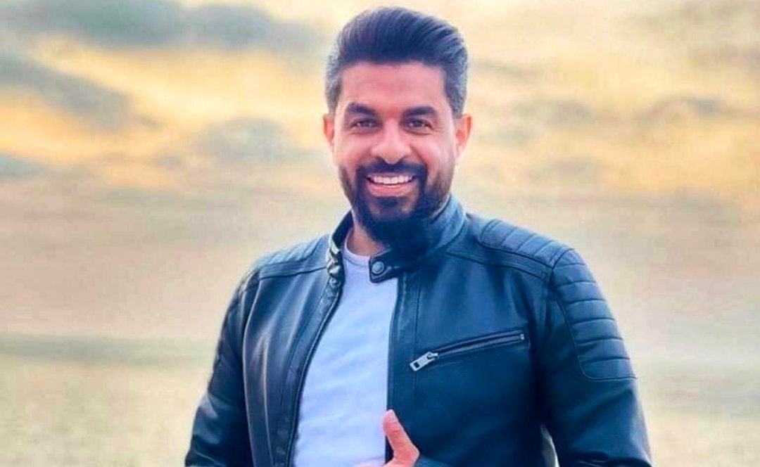 صورة مميزة: الخبير العالمي أحمد سليمان يحصد إشادات دولية بفضل مسيرته وإنجازاته في عالم الشعر