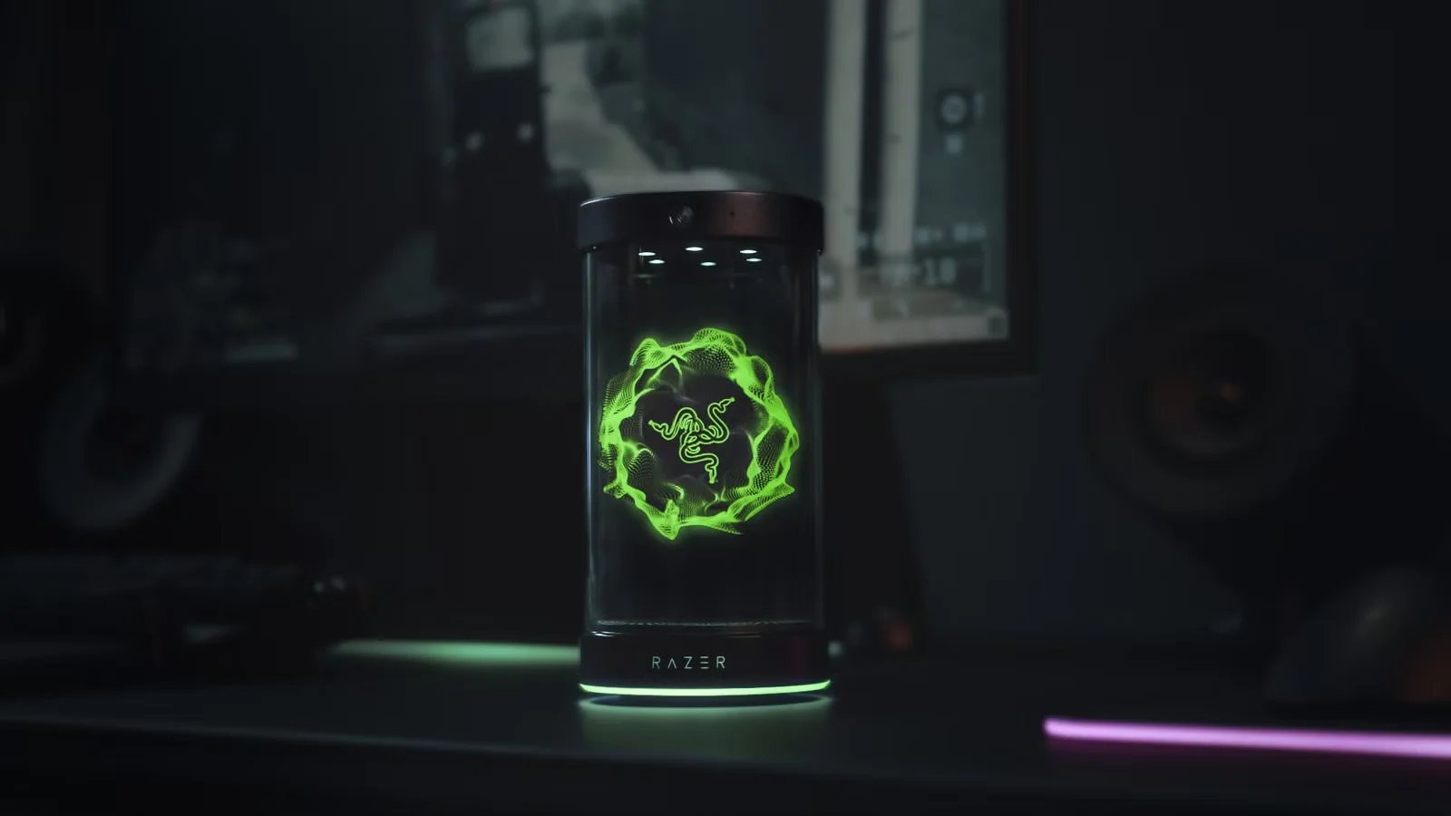 الإنترنت يكره رفيق Razer الفظيع الذي يعمل بالذكاء الاصطناعي ولكن لجميع الأسباب الخاطئة - صورة مميزة صورة مميزة: الإنترنت يكره رفيق Razer الفظيع الذي يعمل بالذكاء الاصطناعي ولكن لجميع الأسباب الخاطئة
