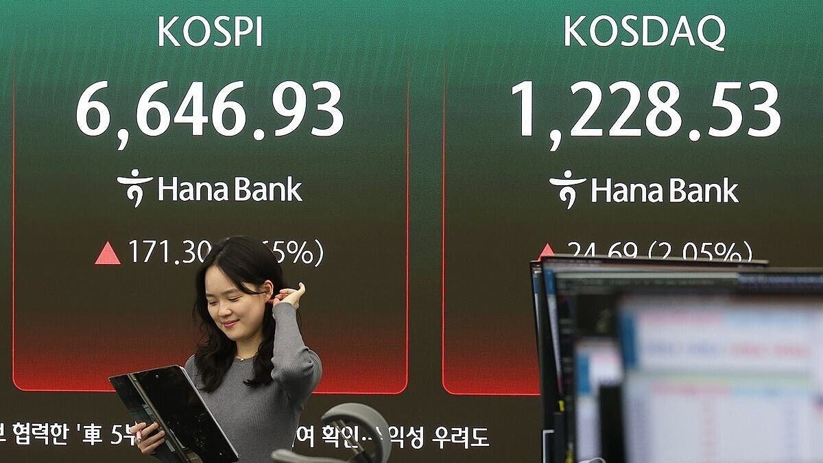 صورة مميزة: مؤشر كوسبي الكوري الجنوبي يهوي 8% والبورصة توقف التداول بعد تفعيل آليات الحماية