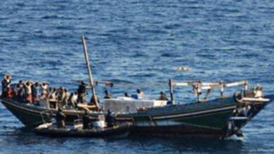 تقدم الحوثيين إلى ميون يرفع كلفة المرور في مضيق باب المندب