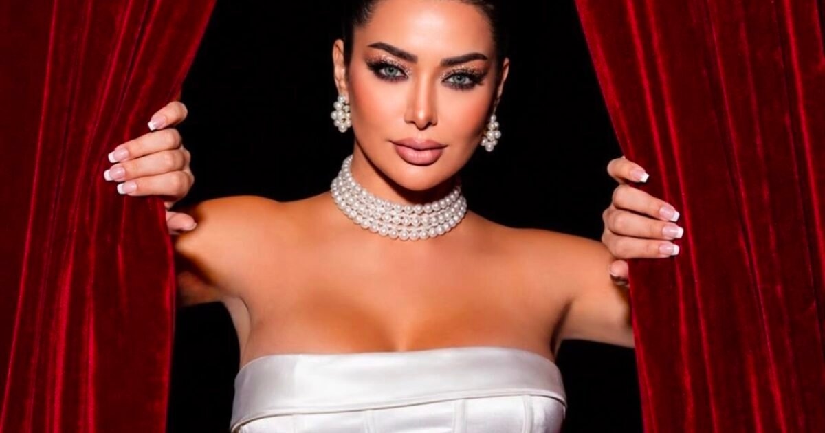 Arab Song Production تنتج أغنية «على راسي ريشة» لكاميليا ورد - صورة مميزة Arab Song Production تنتج أغنية «على راسي ريشة» لكاميليا ورد