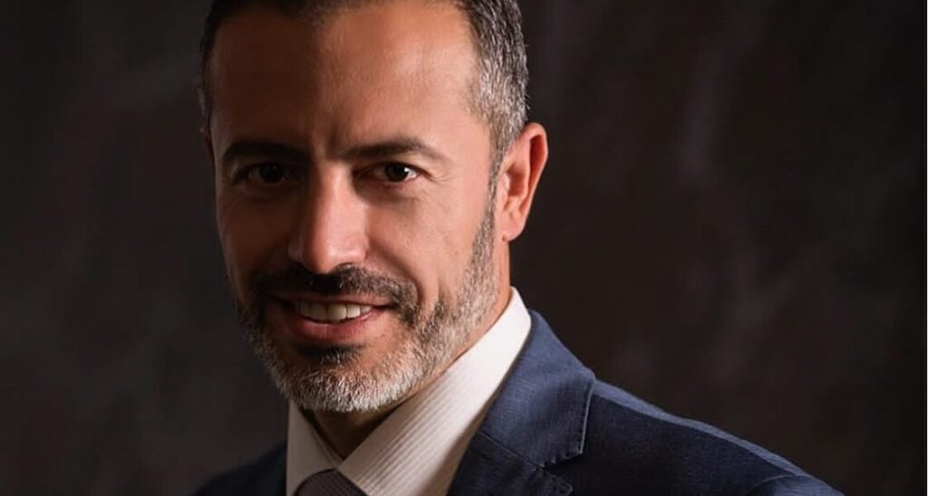 الدكتور حبيب ظريفه يجمع بين طب الأسنان والرياضة الدّولية