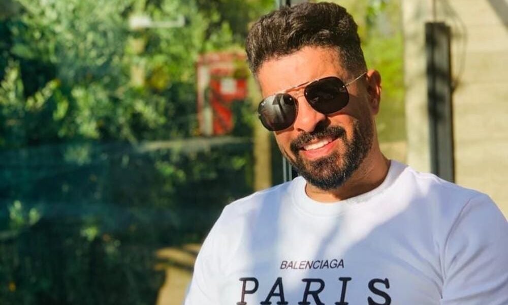 خبير العناية بالشعر العالمي أحمد سليمان في مقابلة ة بعيد الأم - صورة مميزة خبير العناية بالشعر العالمي أحمد سليمان في مقابلة ة بعيد الأم