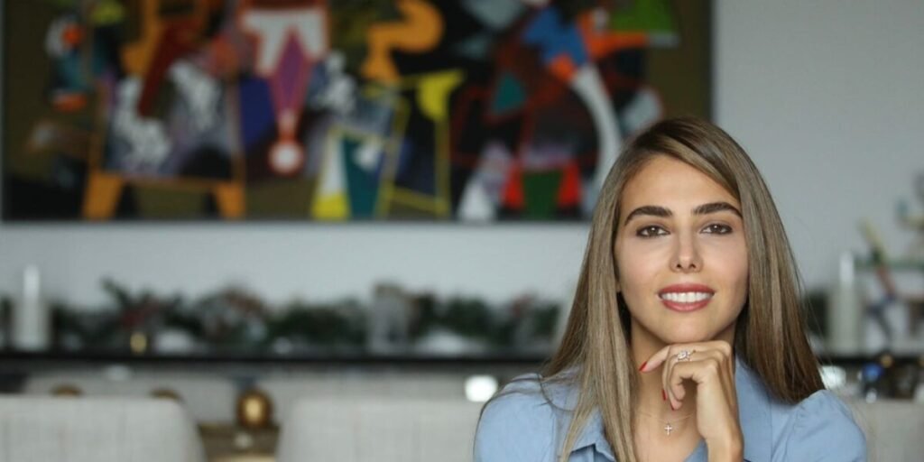 دانيال حاتم تكشف سبب انهيار الوضع الاقتصادي في لبنان