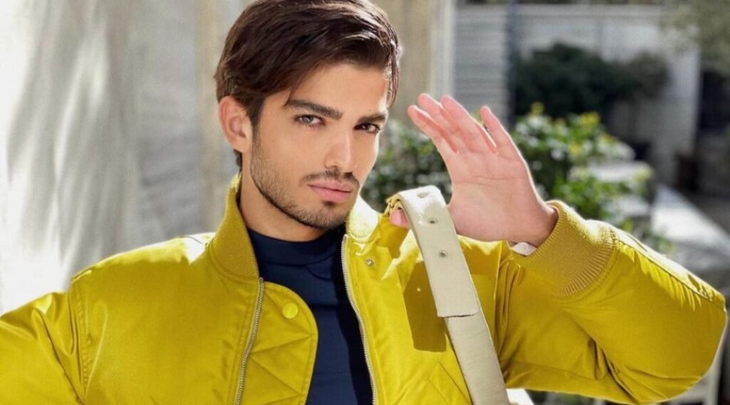 عارض الأزياء أوسكار Oscar Kraye يستنكر الحالة المذرية التي وصل اليها لبنان