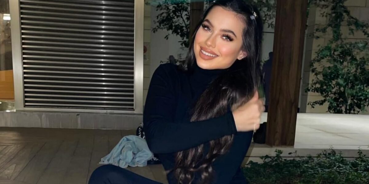 صورة مميزة: Maya Kawas لتشجيع المغتربين على ممارسة حقهم بالإنتخاب