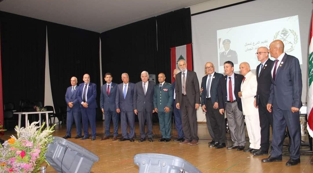 صورة مميزة: الاحتفال بمناسبة عيد الجيش 79 والذكرى الثالثة لتأسيس تجمع الولاء للوطن.