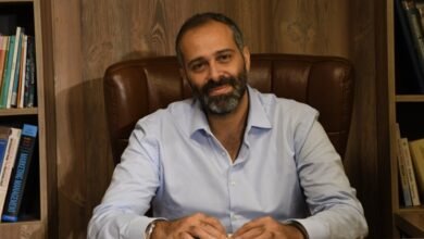 الدكتور خالد غطاس بين الغربة و الوطن