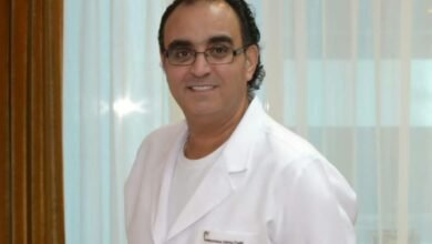 الدكتور محمد أنشاصي يهدف لرسم الإبتسامة في قلوب المرضى أولاً