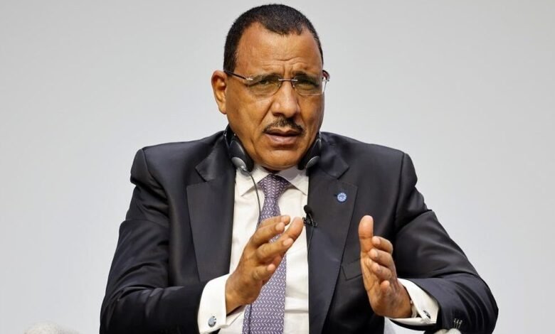 المجلس الانتقالي في النيجر بازوم في حالة صحية جيدة