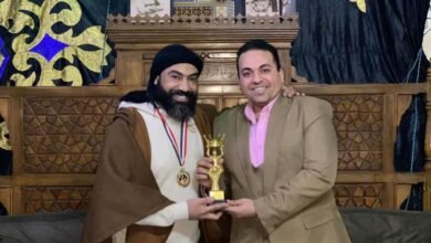 المخرج مصطفي محمود يكرم الدكتور أسامة أحمد من قناة فيوتشر