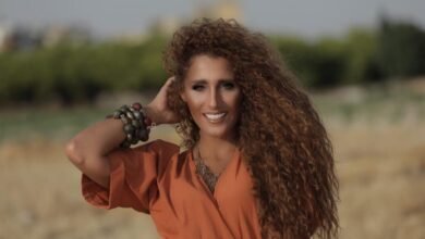 الممثلة سالي بسمة توجه رسالة للبنانيين عبر الانستغرام