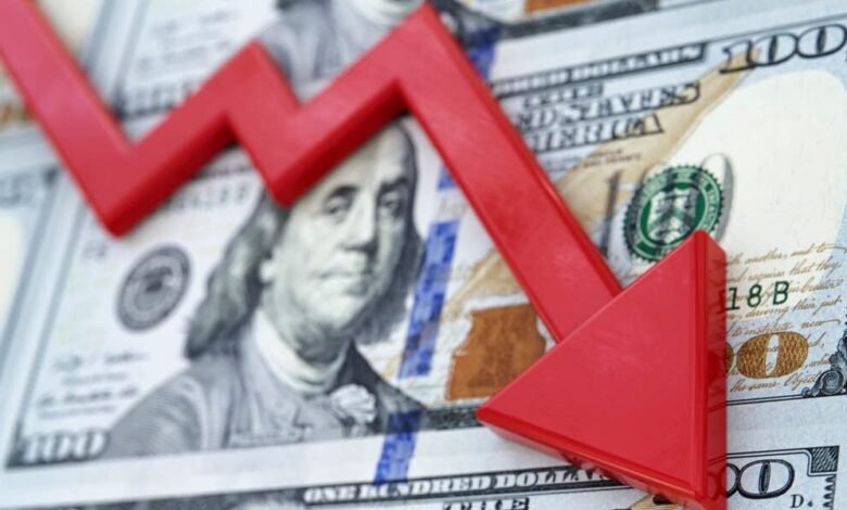 بنك UBS أصحاب الثروات يبتعدون عن الدولار