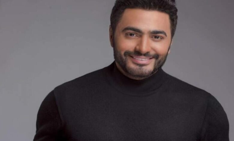 تامر حسني يعود إلى بيروت بعد غيابٍ طويل