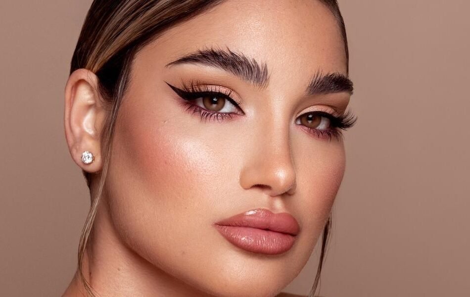 خبير التجميل خالد نايفة يشارك المتابعين ة جديدة - صورة مميزة صورة مميزة: خبير التجميل خالد نايفة يشارك المتابعين ة جديدة