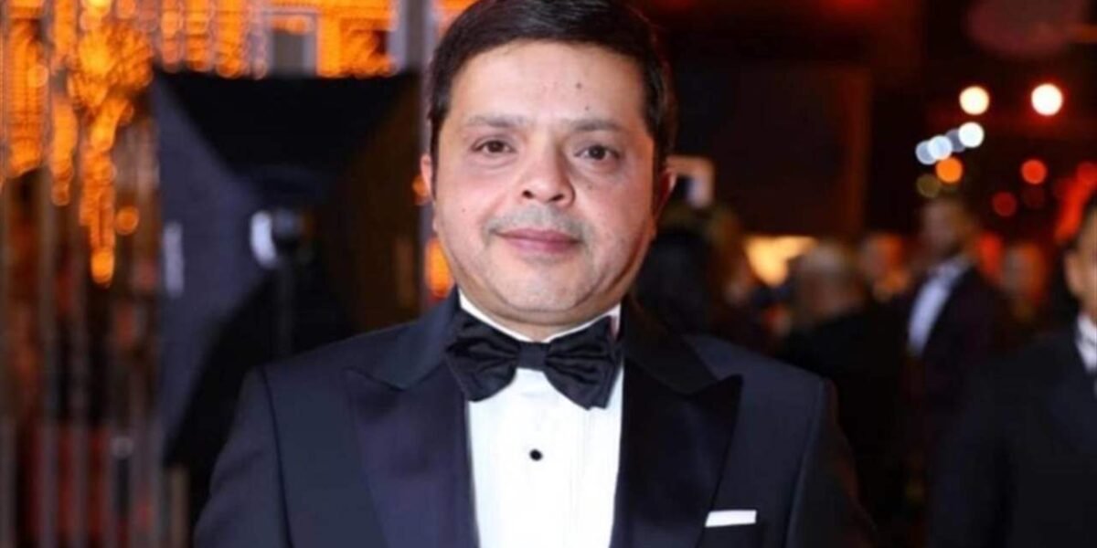 صورة مميزة: محمد هنيدي يكشف حقيقة خلافه مع عادل إمام بعد فيلم بخيت وعديلة