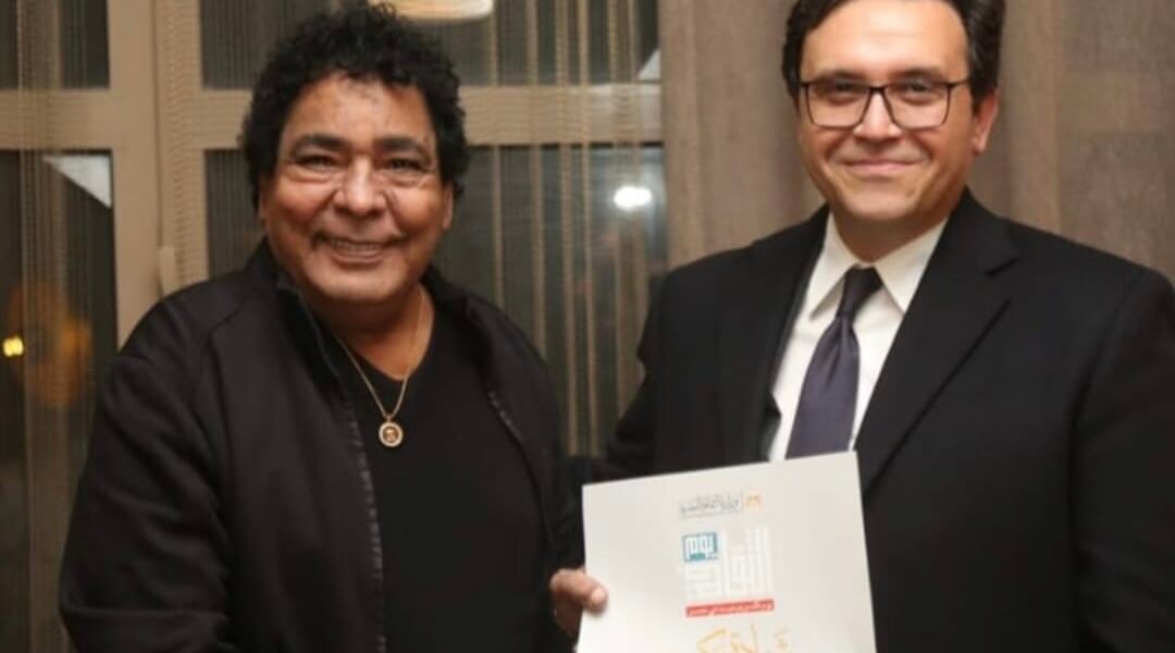 صورة مميزة: مصطفى كامل تكريم وزير الثقافة للكينج شرف لموسيقيين مصر